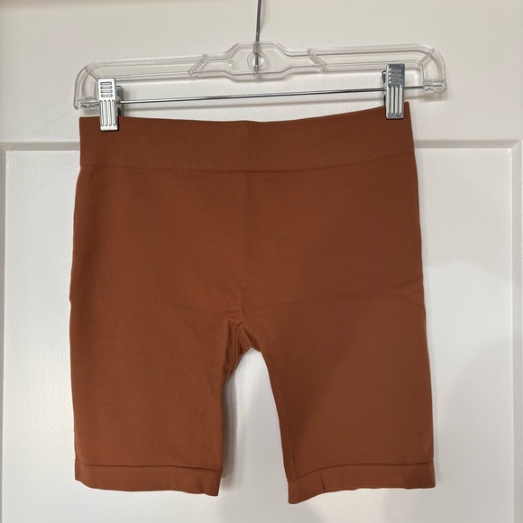 3-pack ⭐️ Free People Multicolor Biker Shorts Trio - Picture 2 of 5